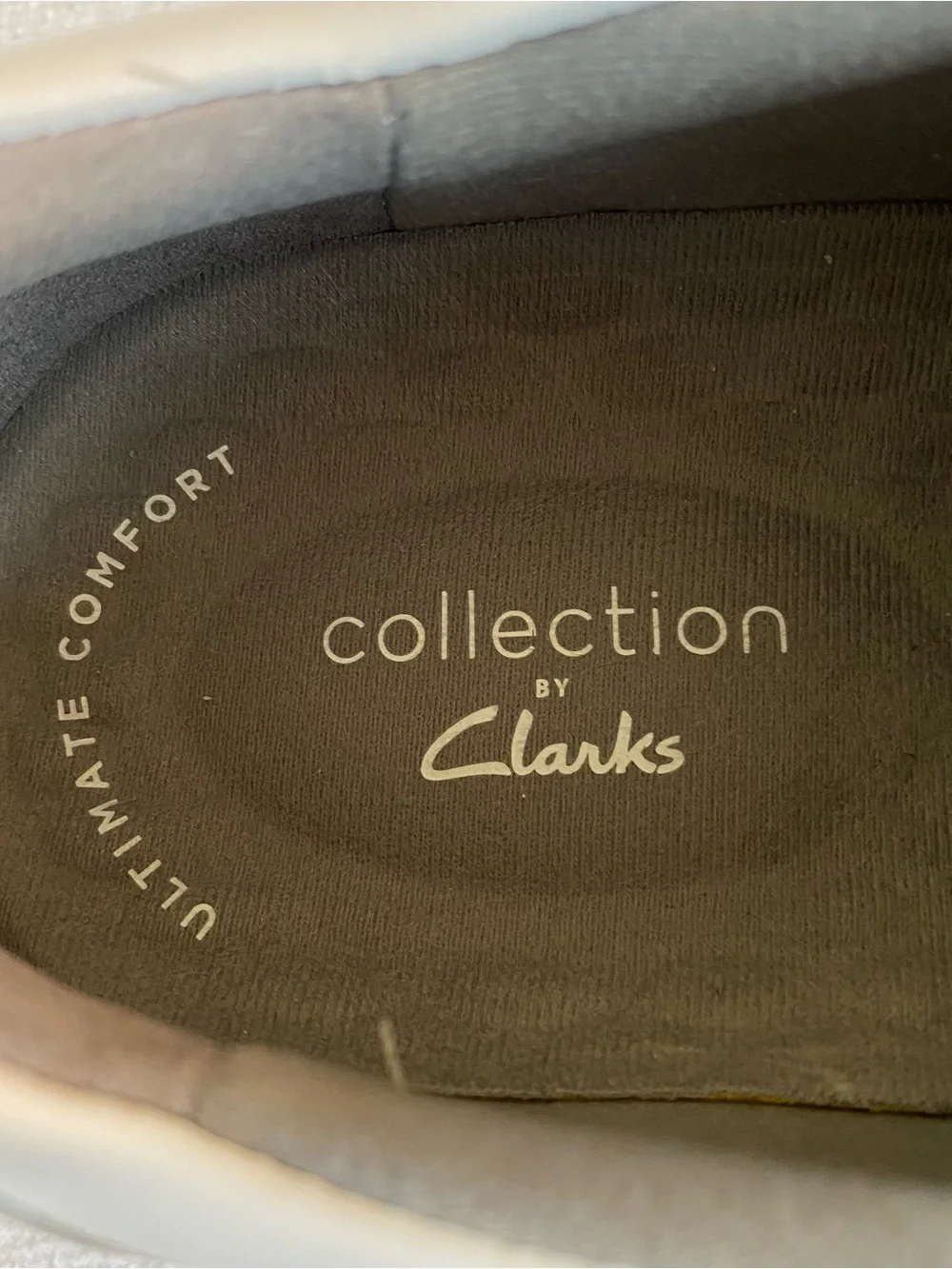 New Clarks Collections Pawley Rilee Leopard  White Leather LaceUp Sneakers Sz 9
